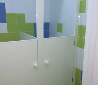 Перегородки сантехнические для детских садов
